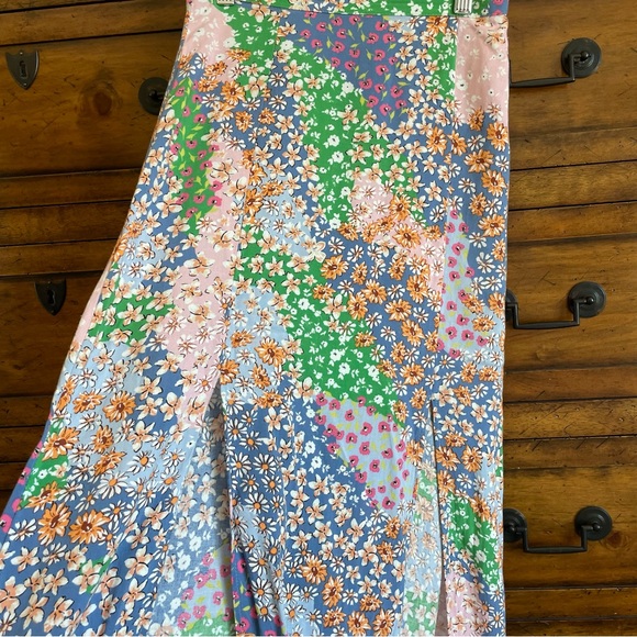 TOPSHOP Austin Patchwork Floral Slit Midi Skirt Size 2 - Picture 4 of 12